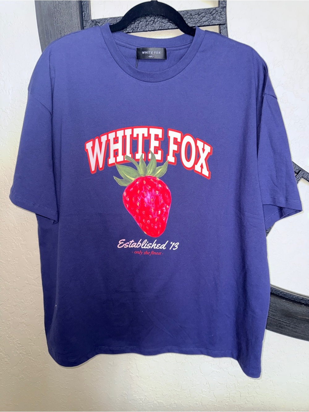 NWT White Fox Juicy Gossip Oversized Tee - Size M/L